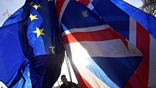 Brüksel'den iddia: Brexit tarihini ertelemek için nabız yokluyorlar