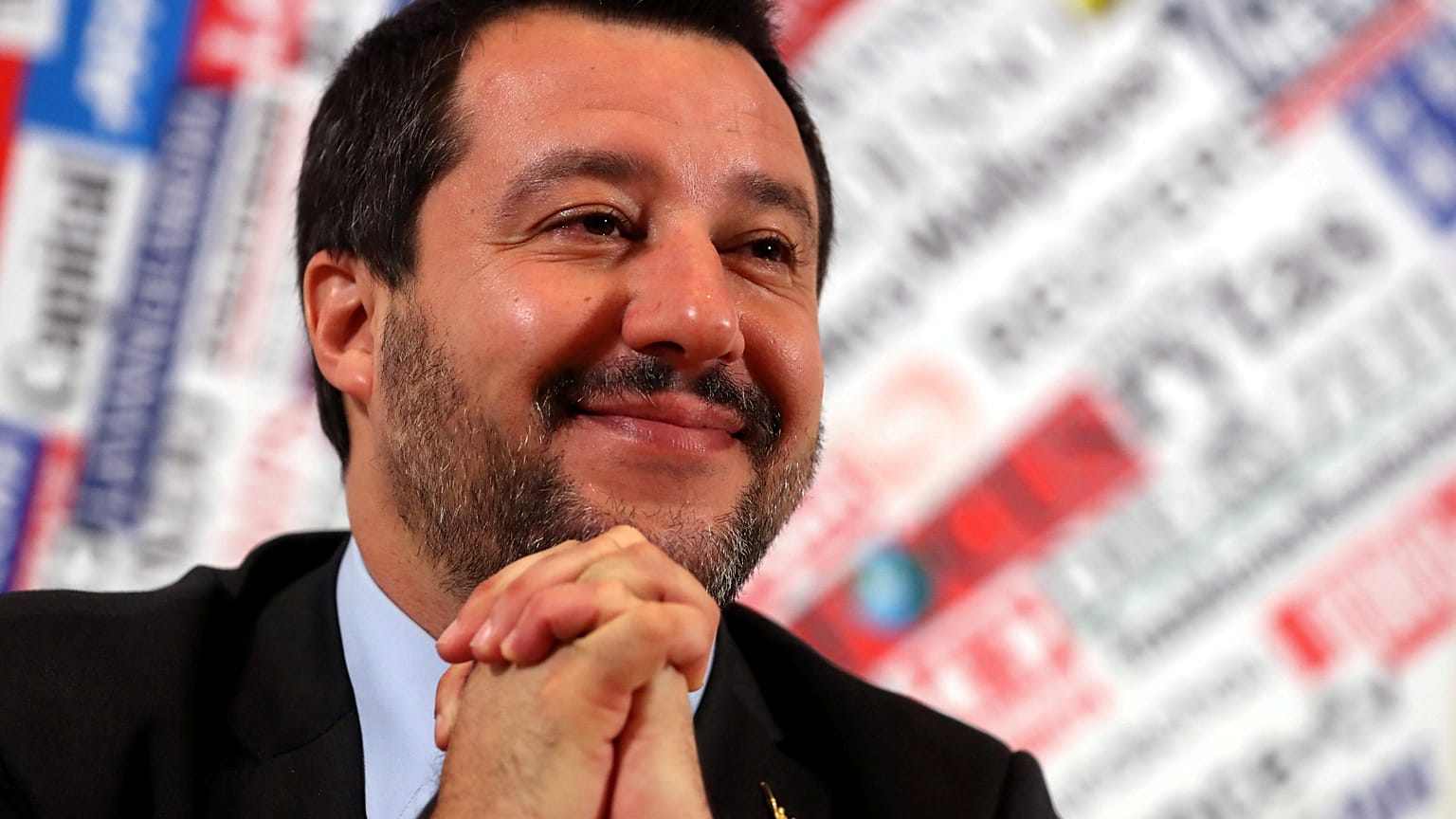 Saltan chispas en París por el apoyo de Italia a los chalecos amarillos