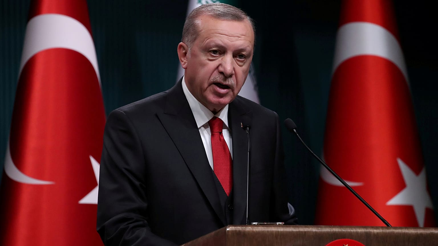 إردوغان: بولتون ارتكب خطأ فادحاً وقتال الوحدات الكردية لداعش "كذبة كبيرة"