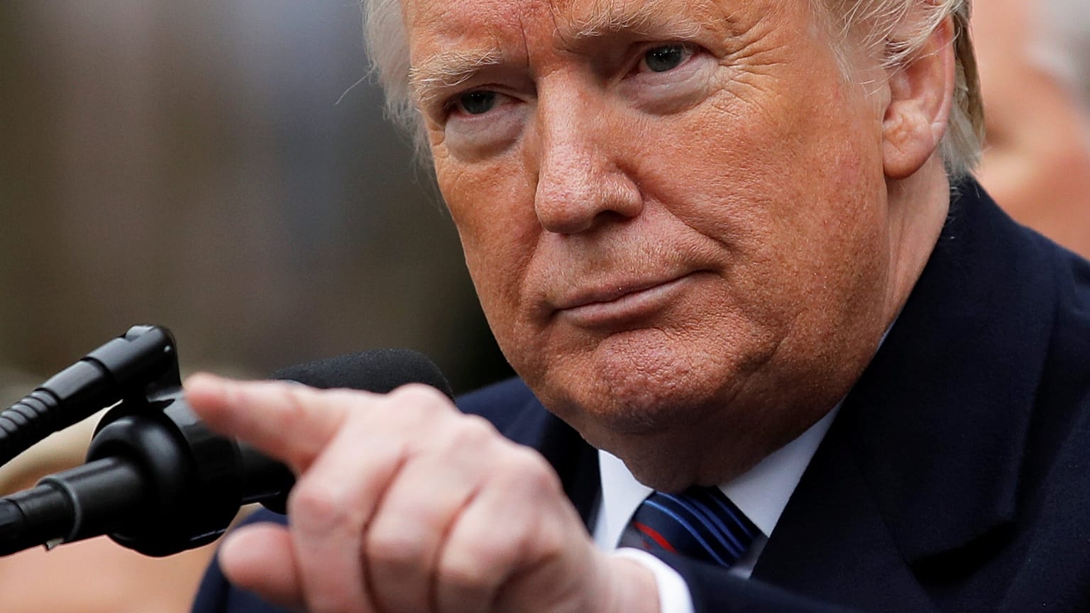 Trump yönetimi Avrupa Birliği diplomatlarının protokoldeki statüsünü düşürdü