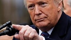 Trump yönetimi Avrupa Birliği diplomatlarının protokoldeki statüsünü düşürdü