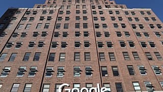 Google'ın Fransa merkezinde 'vergi kaçırma' protestosu