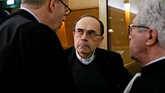 Barbarin: az ügyész nem kér büntetést a bíborosra