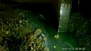 En Angleterre, un immense amas de graisse bloque les égouts