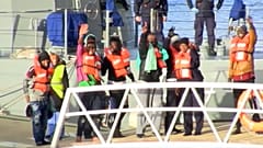 Sbarchi, Sea Watch: 49 migranti accolti da Malta dopo 2 settimane