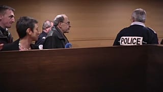 Defesa do cardeal Barbarin pede absolvição em caso de pedofilia