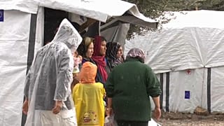 Wintereinbruch: Wassermangel im Flüchtlingscamp 