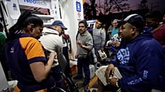 Clientes esperan para repostar en una gasolinera de Ciudad de México
