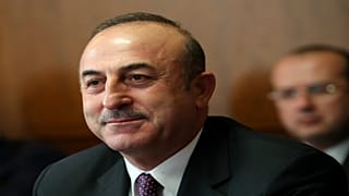 تركيا ستبدأ عملية في شرق الفرات بسوريا إذا توقف الانسحاب الأمريكي