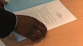 "Gelbwesten”: Attackierte Abgeordnete wehren sich 
