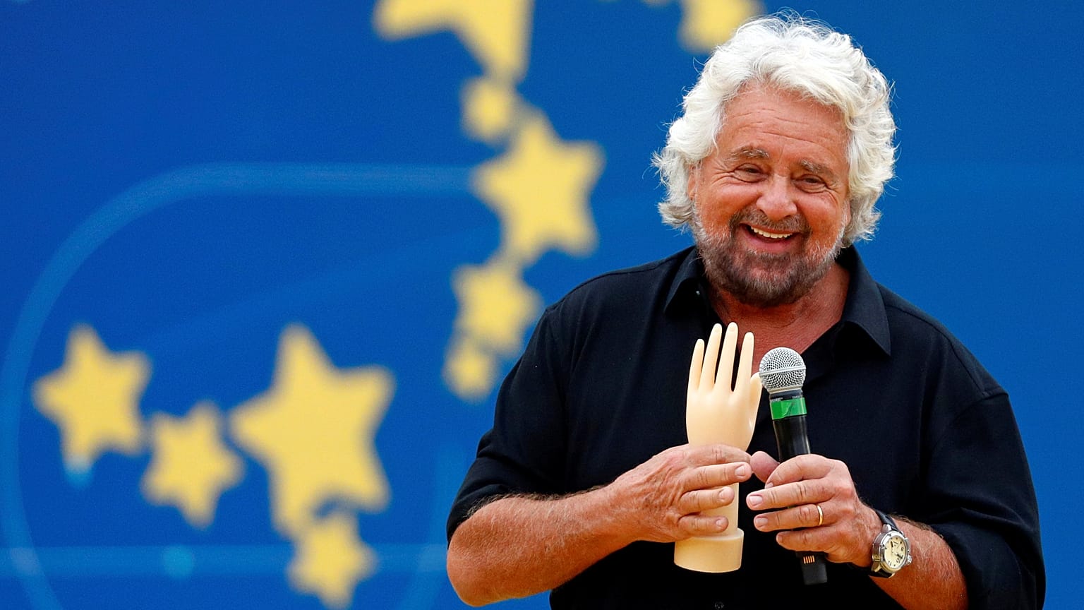 Five Star Movement founder signs 'pact for science' despite past criticism | #TheCube