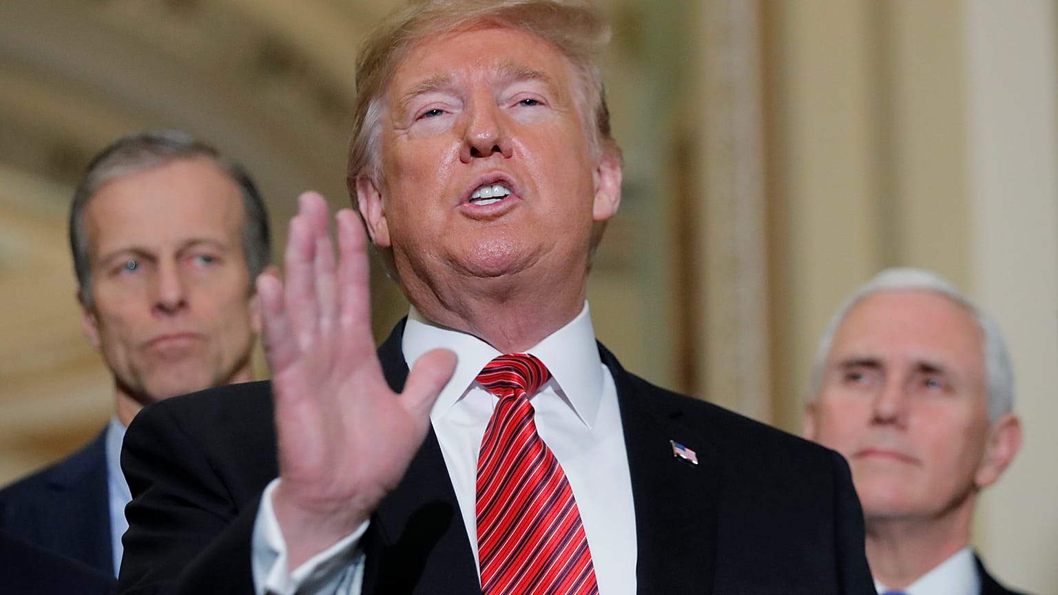 Trump cancels 'very important' trip to World Economic Forum in Davos 