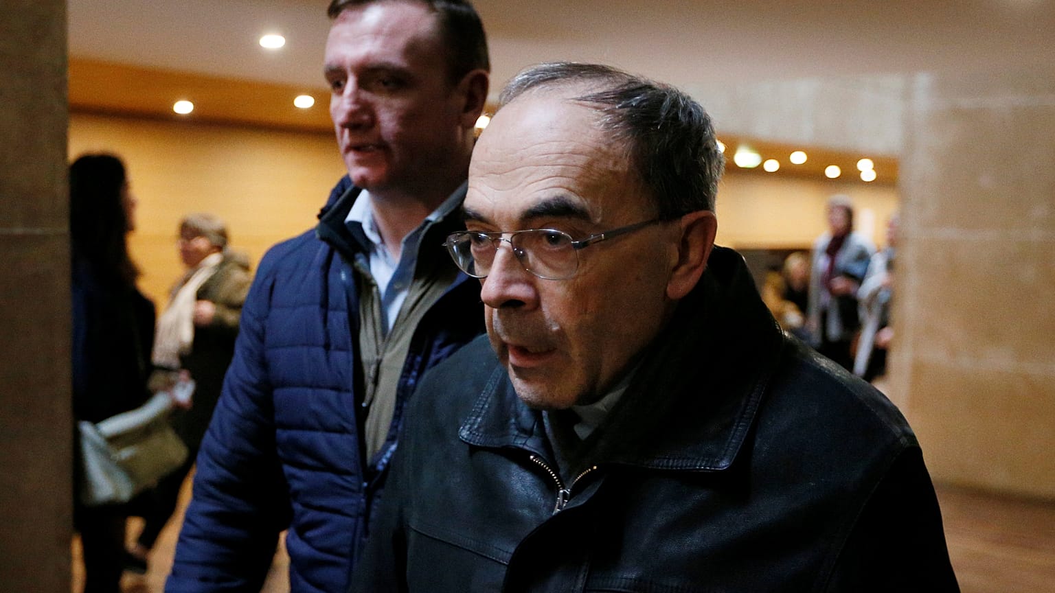 Barbarin-ügy: ítélet két hónap múlva
