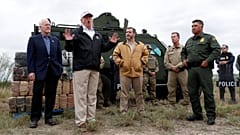 Trump, en la frontera con México: 'Necesitamos un muro'