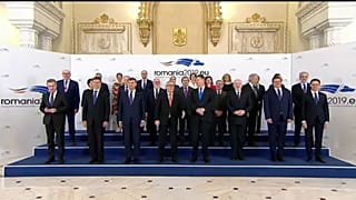 Nagy nyomás alatt indul a román EU-elnökség