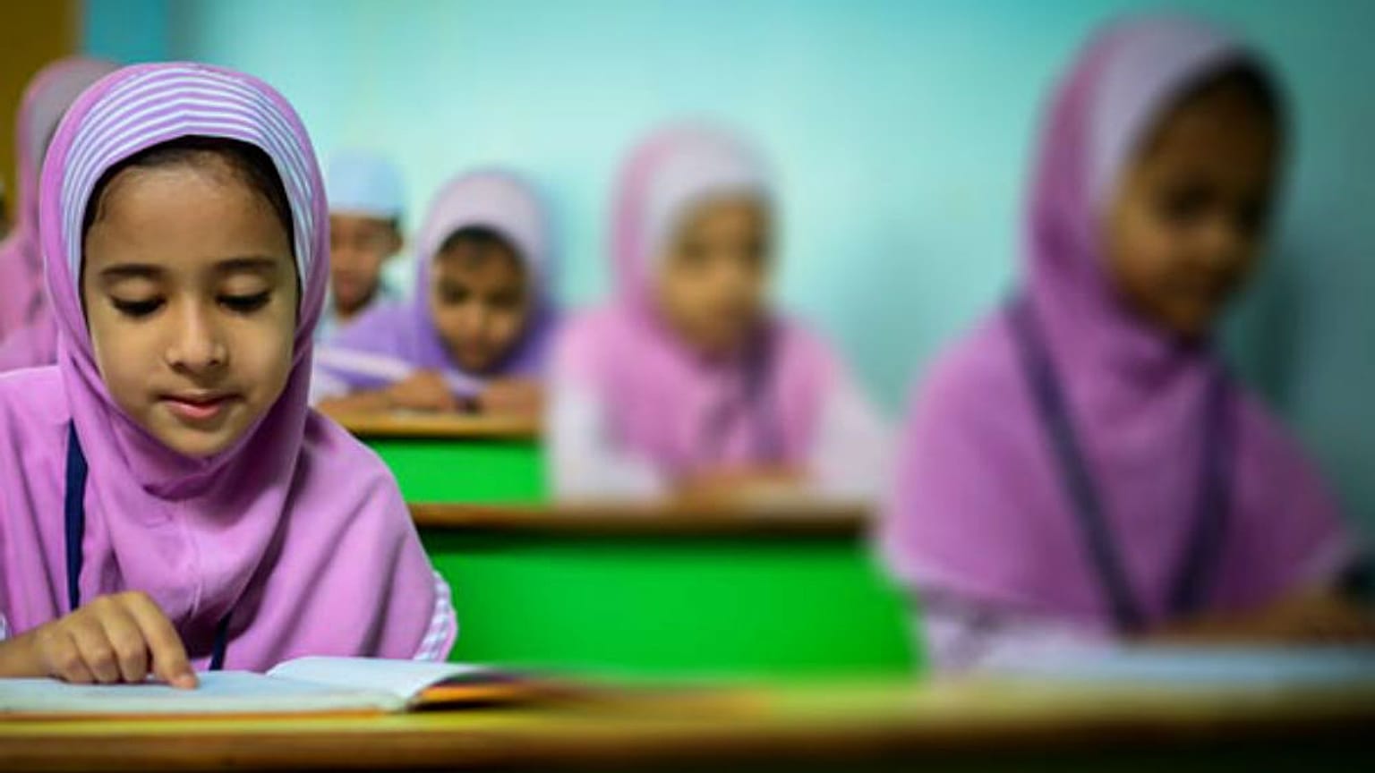 Suudi Arabistan çocuklarla yapılan evlilikleri yasaklamaya hazırlanıyor