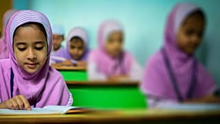 Suudi Arabistan çocuklarla yapılan evlilikleri yasaklamaya hazırlanıyor