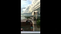 Над Аргентиной тучи ходят хмуро...