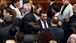 Mazedonische Abgeordnete im Parlament in Skopje
