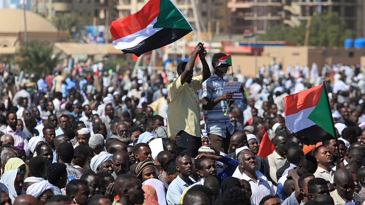 Sudan'da hükümet karşıtı protestolar devam ediyor