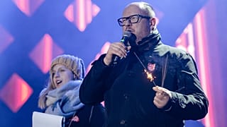 Gdansk's Mayor Pawel Adamowicz speaks during the charity event