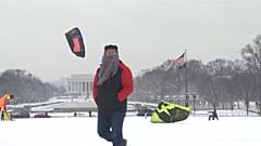 Снег в Вашингтоне: сноукайтинг и ДТП 