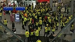 Video | Almanya: Havaalanlarında güvenlik personeli greve gidiyor