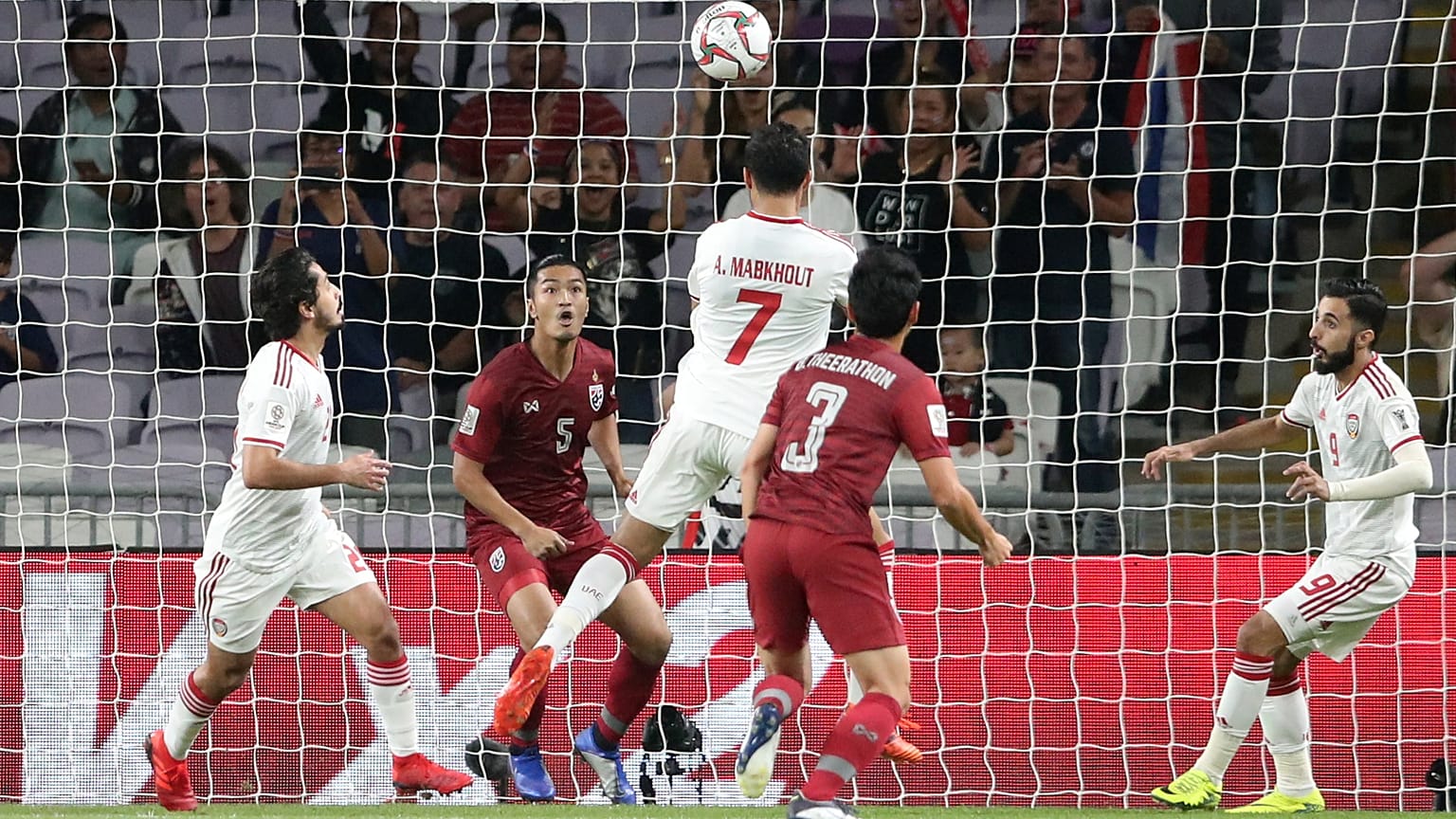 تأهل الإمارات والبحرين إلى دور ال 16 من منافسات كأس آسيا