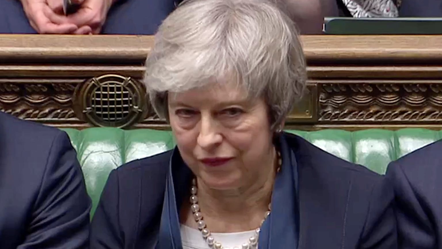 Derrota histórica para May que afrontará una moción de censura