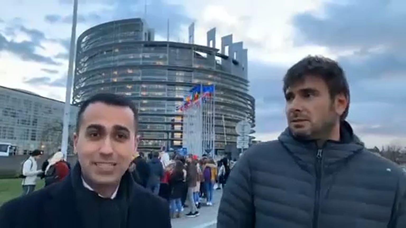 Di Maio comienza su campaña para las elecciones europeas 