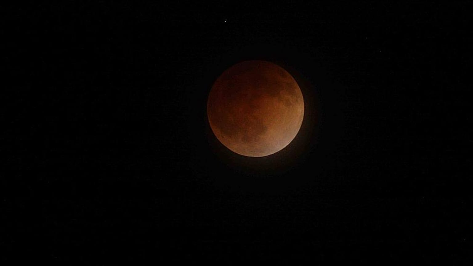 Ne hagyja ki a hétfői holdfogyatkozást, három év múlva lesz csak legközelebb!
