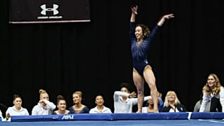 Die Turnerin Katelyn Ohashi
