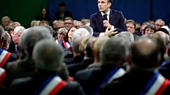 Macron defiende la supresión del impuesto a los más ricos