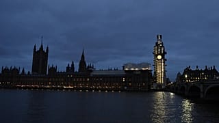Theresa May fordert Opposition zum Dialog auf