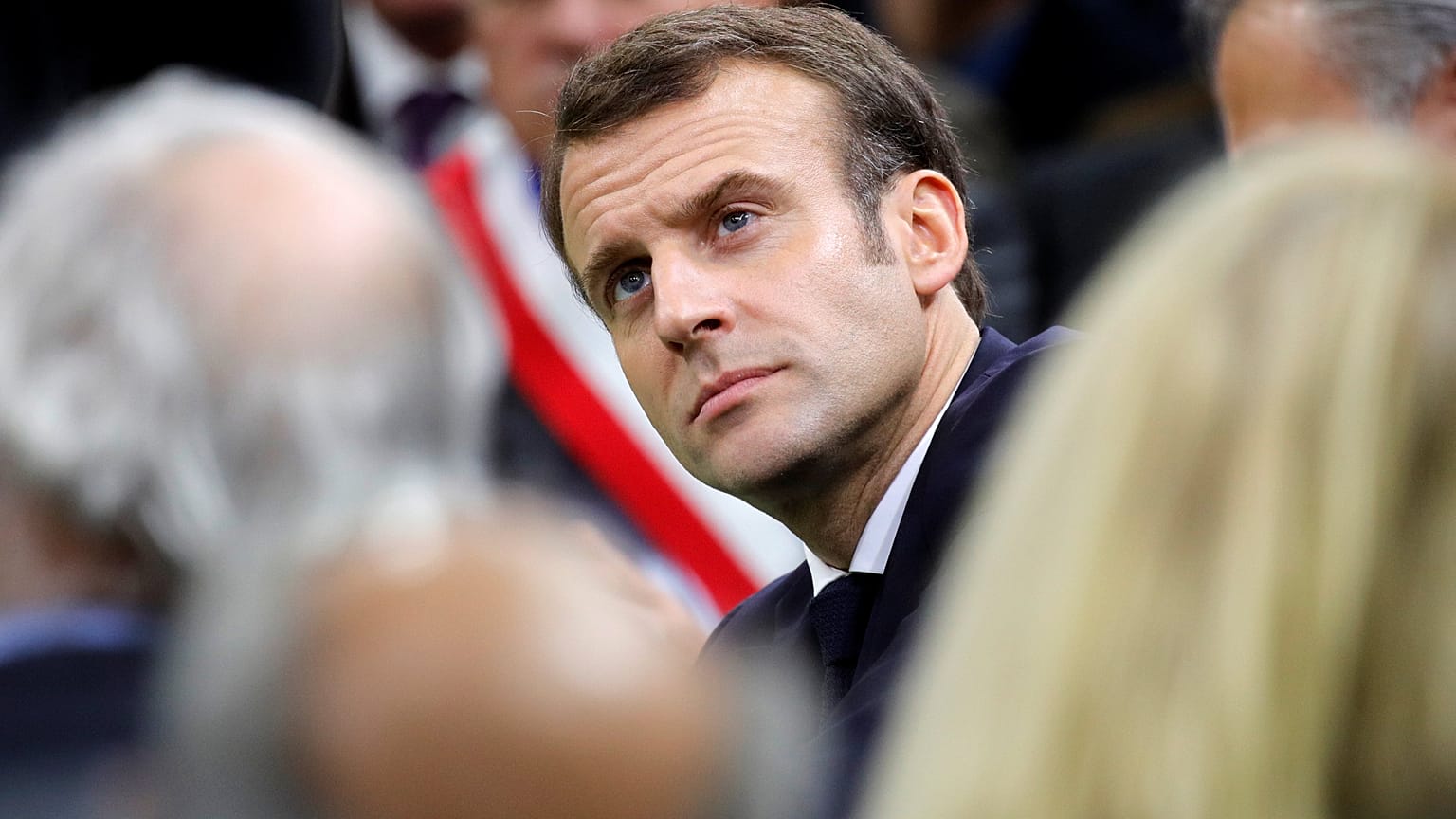 Macron'dan Brexit yorumu: Manipüle edilmiş bir referandum sonucunda neler olabileceğini gördük