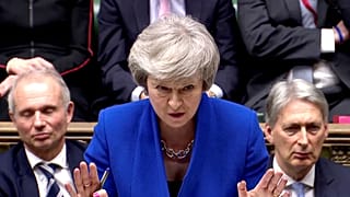 Brexit: Uma moção de censura na ordem do dia