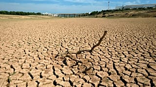 تهدیدات جهانی در سال ۲۰۱۹؛ از تنش ژئوپولیتیک تا تغییرات آب و هوایی