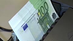 Il presidente della Bce, Draghi: "Inflazione in calo, ma non è recessione"