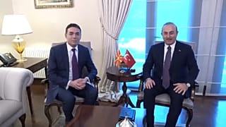 Σκοπιανό: Στην Τουρκία ο Νίκολα Ντιμιτρόφ