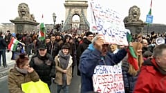 Országos tüntetés, mérsékelt erővel