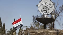أمريكا تطالب حلفاءها باستعادة أسرى داعش من سوريا