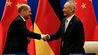 Olaf Scholz und Liu He in Peking