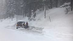 California: la Sierra Nevada ricoperta di neve