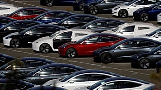 Tesla otomobiller