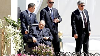 Buteflika optará a un quinto mandato con 81 años