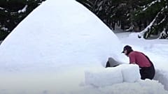 Carpenter builts achieves his dream of building a lifesize igloo