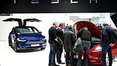 Tesla сокращает персонал