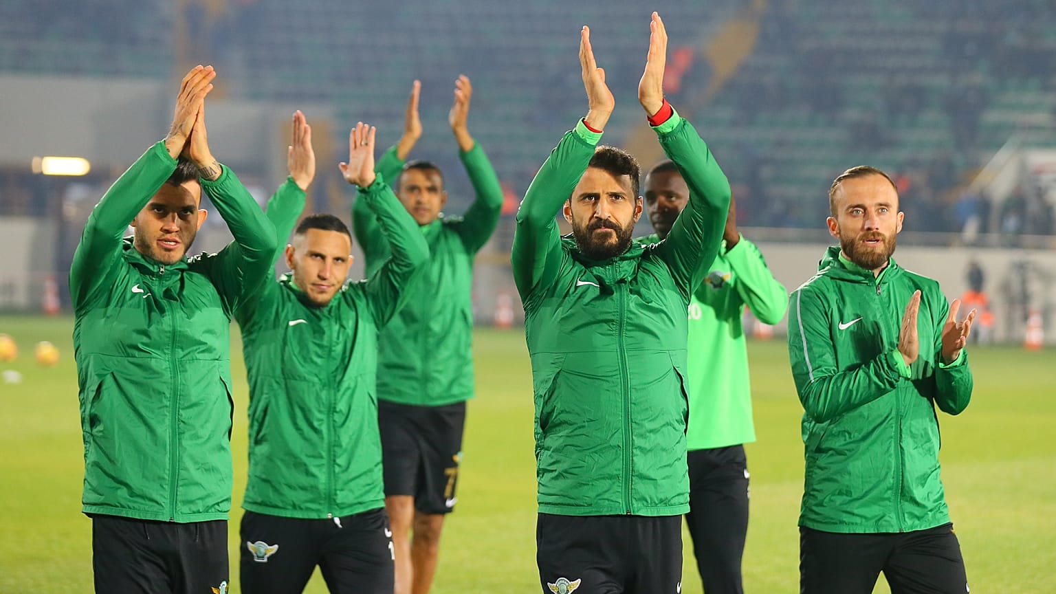 Akhisarspor 12 yabancı sınırını aştı, hükmen mağlubiyet yolda