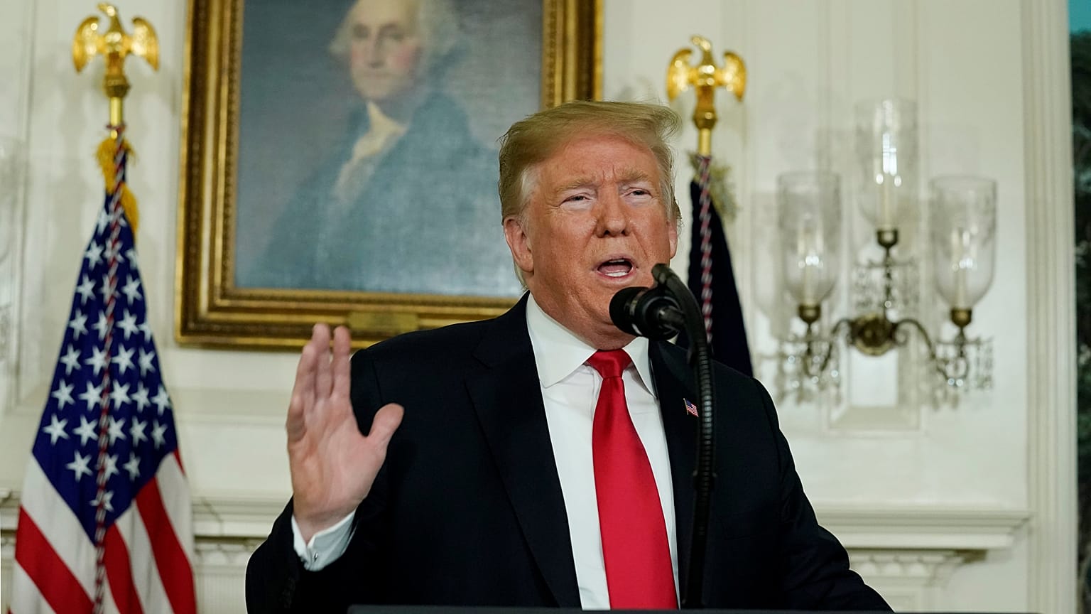 Trump'tan hükümeti açmak için yeni öneri: 'Hayalcileri' koruyan program üç yıl daha devam edebilir