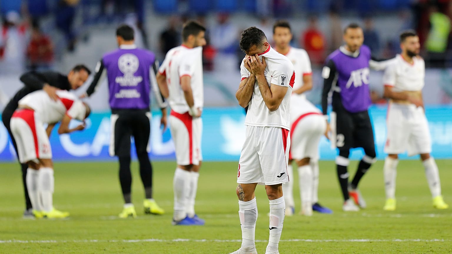 شاهد: الأردن يخرج من الدور الثاني لكأس آسيا على يد فيتنام